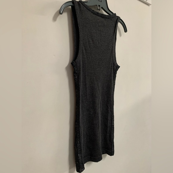 Guess lace trimmed tank - Picture 4 of 5